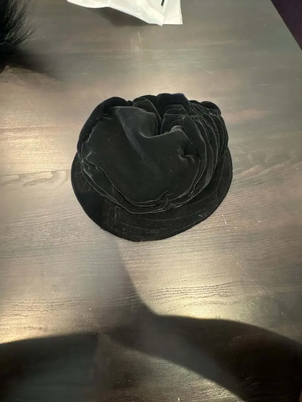 Kokin New York Vintage Black Velvet Pleated Ruffled Cloche Hat